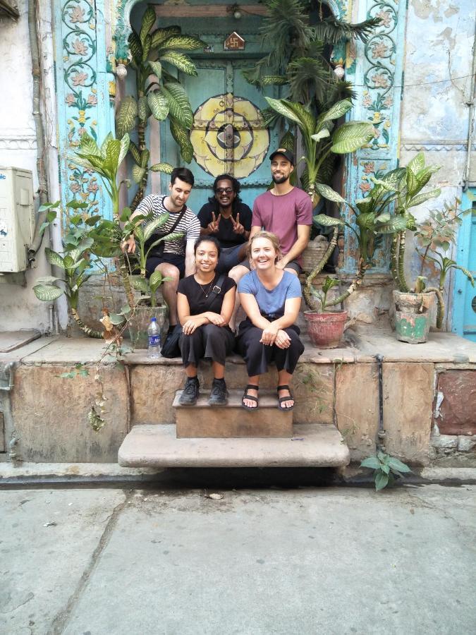 The Desire Hostel New Delhi Extérieur photo